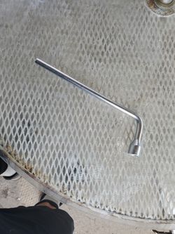 Lug Wrench 17mm Mercedes BENZ