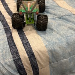 Grave Digger Monster Truck