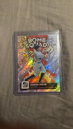 Aaron Judge Donruss Bomb Squad Holo Baseball Card
