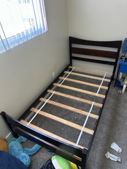 Costway Twin Platform Bed (Espresso)