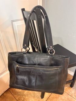 Coach Leather Shoulder Bag