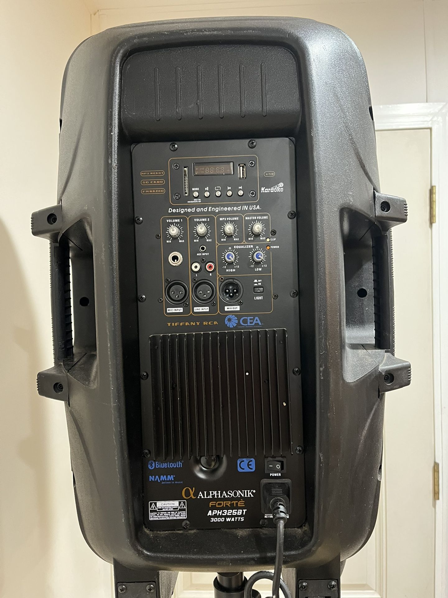 Big Speaker Alphasonik 3000 Watts Portable Speaker W/ Stand