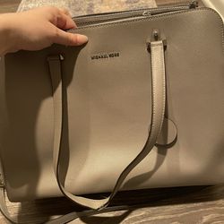 Gray Michael Kors Tote Purse 