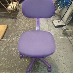 PURPLE DESK CHAIR