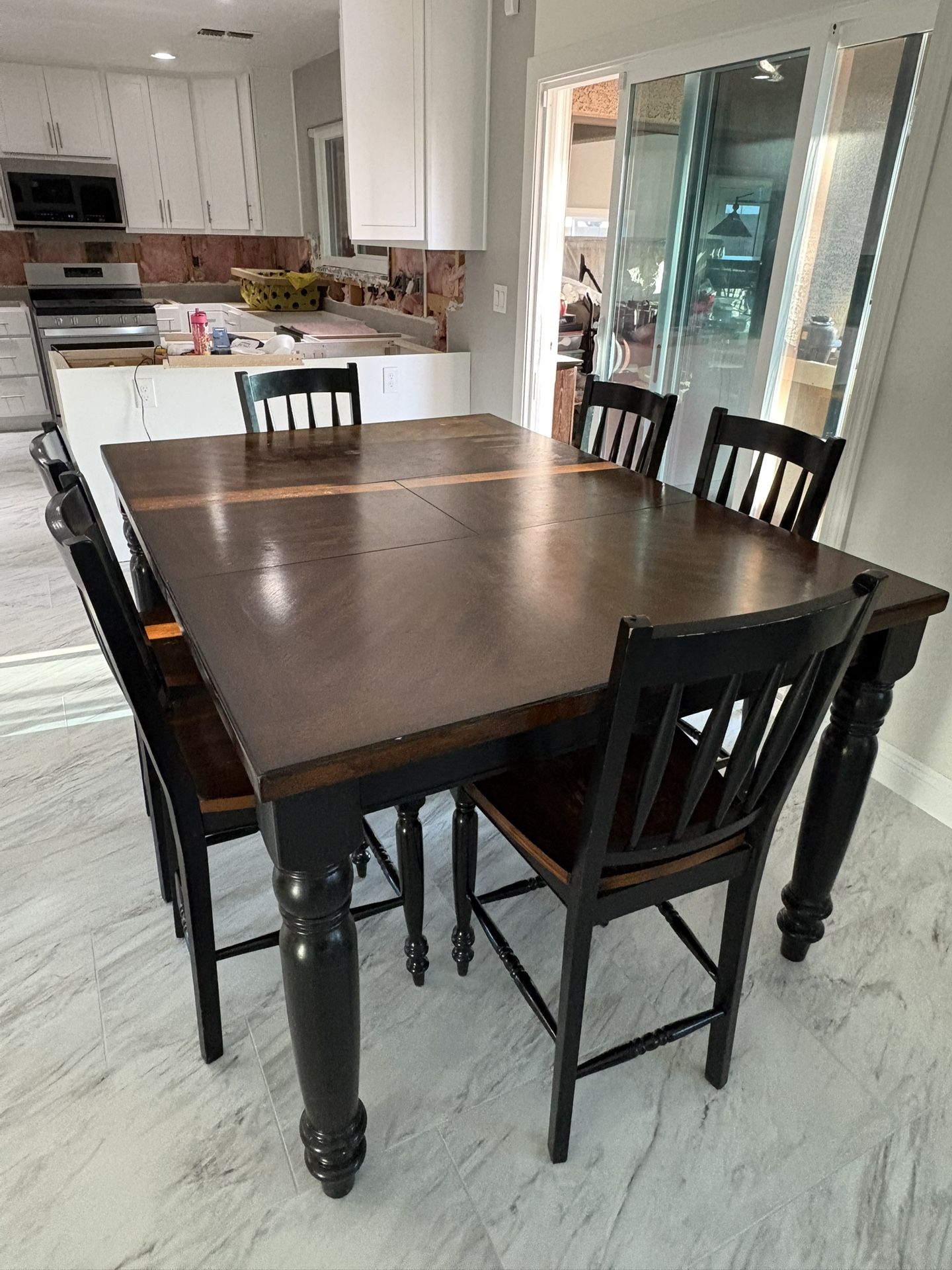 Dining Table 6 Or 8 Chairs
