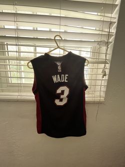 old version miami heat jersey M in kids