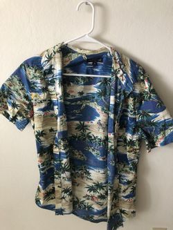 J Crew Hawaiian Shirt (medium)