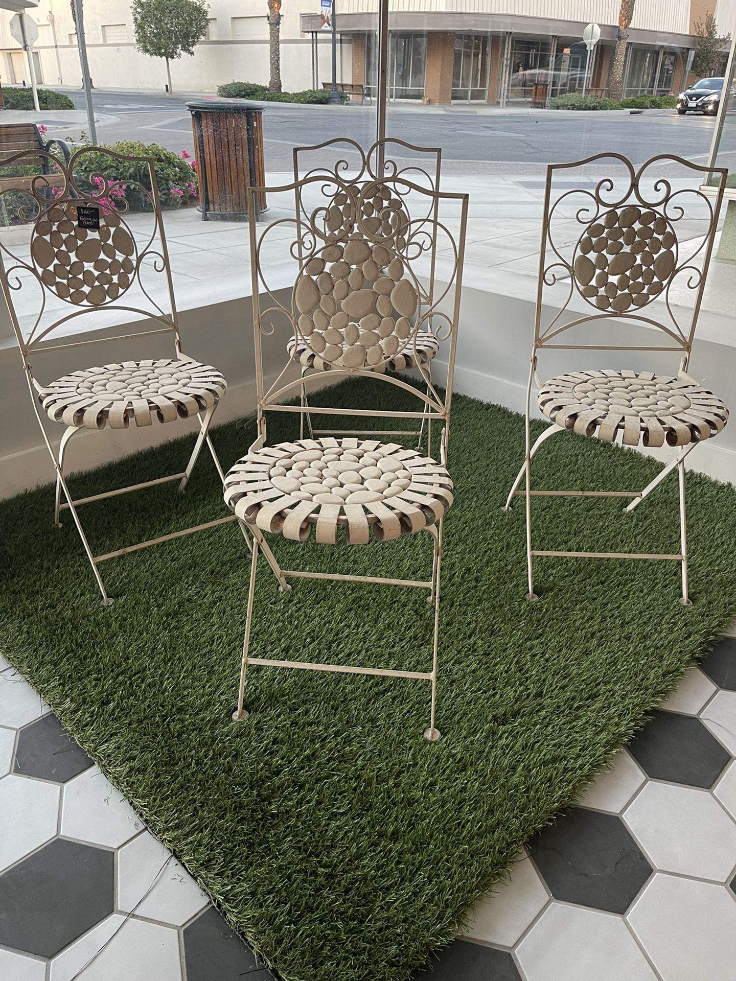 4 vintage metal folding chairs