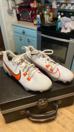 Size 7 Nike sports cleats shoes