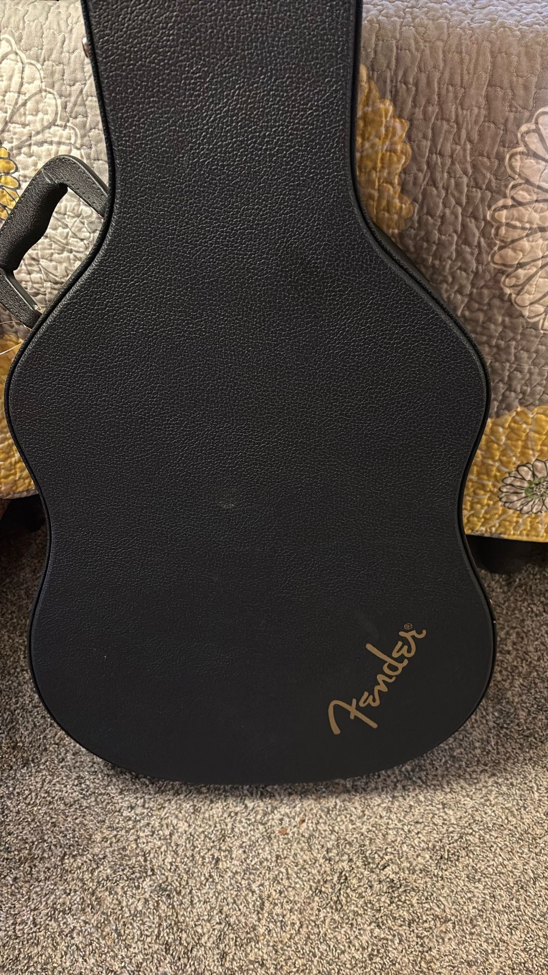 Fender Classic Design Guitar  Model C-60