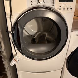 Kenmore Elite Front Load Dryer With Stand