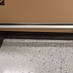 BMW 3 series roof rack (2 bars)