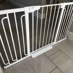 Baby Gate 29.7-57" Extra Wide Baby Gate for Stairs