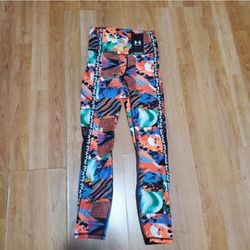 Under Armour Women's PF AOP Ankle Leggings 1369946-628 (Size XS) NWT MSRP $55