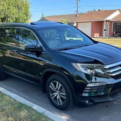 2017 Honda Pilot EXL AWD w/Blind Spot Cam and Sensors, 1 Owner, Clean Title