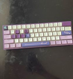 ⌨️ Mechanical Keyboard – Great Condition
