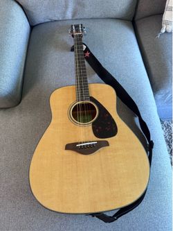 Guitar-Yamaha FG800