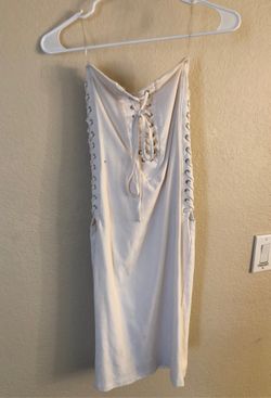 White laced up body con dress