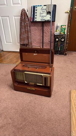 Antique radio