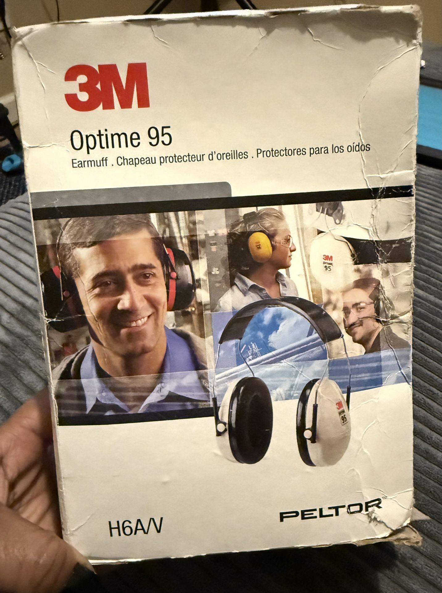 Noise Reducing Earmuff