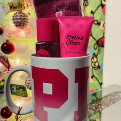 PINK Gift Set