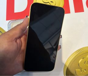iPhone 14 yellow