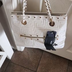 Bolsa Versace Nueva 100× 1000 Autentica Precio Regular 1815 .00 Precio 1100.00