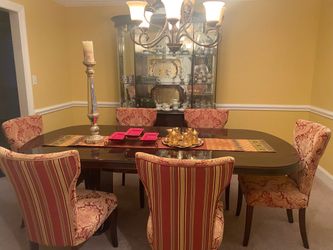Dining Room Table With 6 Chairs 