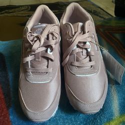 Reebox Pink Shoes