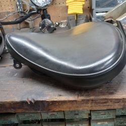 Harley Sportster Le Pera Seat