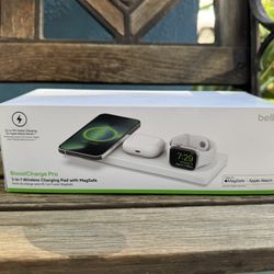 Belkin BoostCharge Pro 3-in-1 MagSafe Charging Pad 