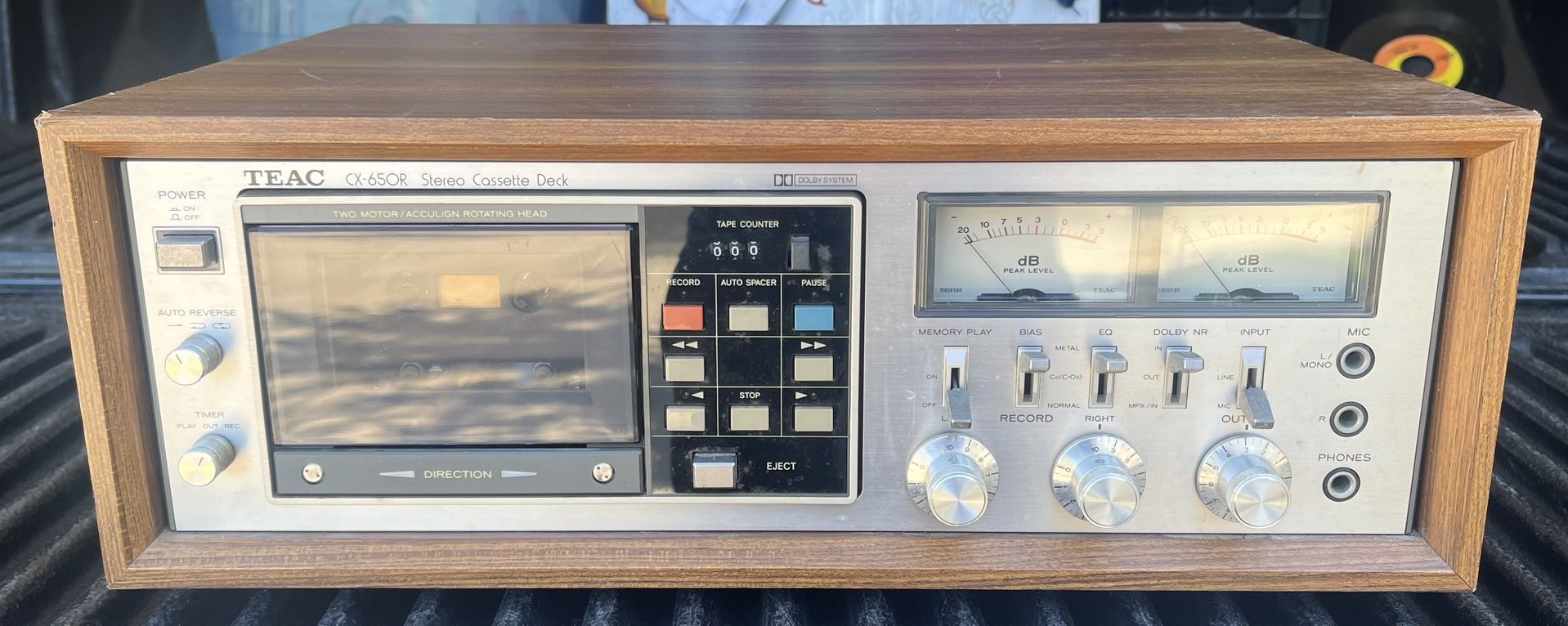 Vintage TEAC CX-650R Stereo Cassette Deck Powers On Parts/repair