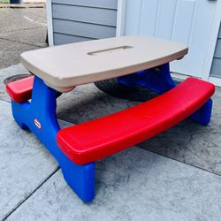 Little Tikes Kids Picnic Table, Kids Outdoor Table, Folding/collapsable, Red/blue/beige 