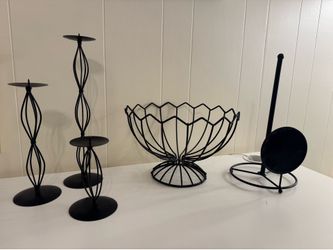 Black Kitchen Decor