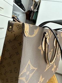 Authentic Louis Vuitton Geronimo Bumbag for Sale in Henderson, NV - OfferUp
