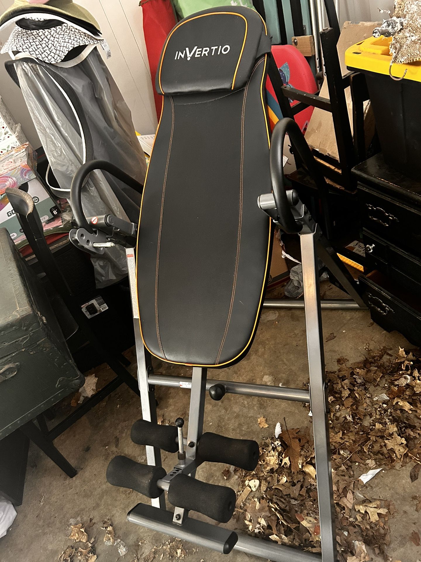 Invertio Inversion Table