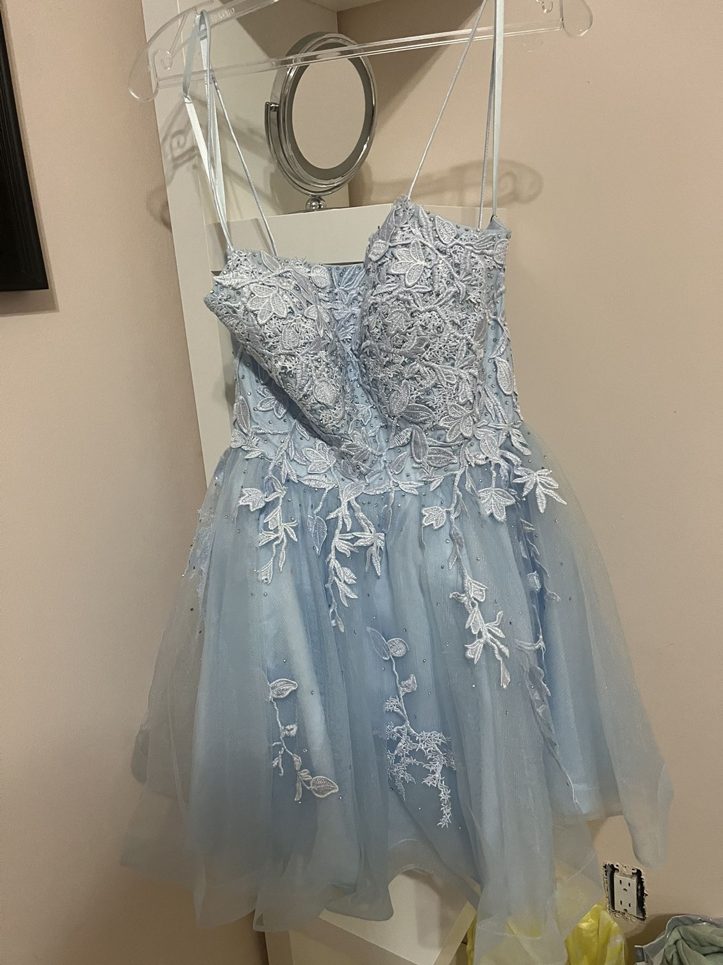 Girls Princess Dress Light Blue Size 6 Never Worn