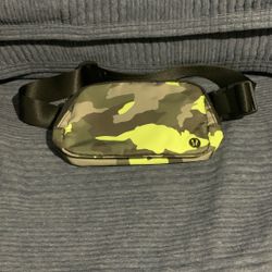 Lululemon Belt Bag 