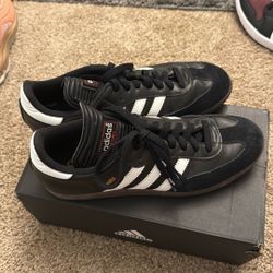 Black/White Samba Classic 9.5M/11W