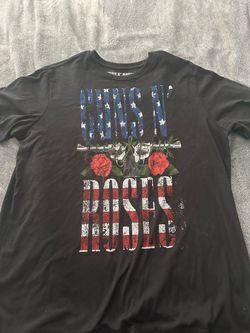 Guns and Roses tee