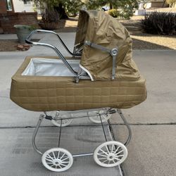 Antique Baby Doll Buggy