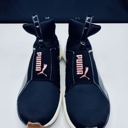 Puma Women’s Fierce Velvet Size 7.5 Used 1 Time 