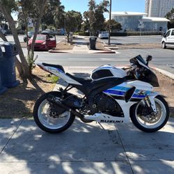 2013 Suzuki Gsxr