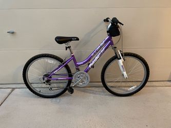 Bicycle Mid-Size Pacific Exploit 18-Speed Mountain Bike