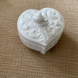 Vintage Surrey Crown Staffordshire Bone China Trinket Box