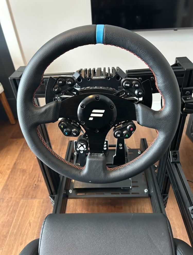 Fanatec Sim Racing Rig