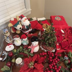 🎄 Holiday Decor Bundle – $15