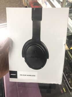 Headphones, Electronics Bose in Box .. Negotiable
