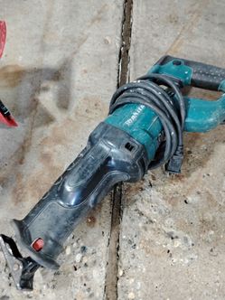 Makita Corded Reciprocating Saw