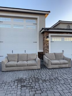 Couch & Loveseat Light Grey